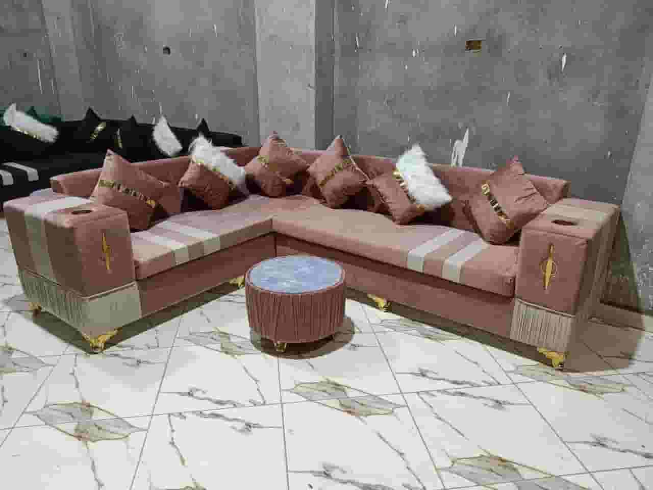 This is a corner 😍 Modern wood counter that we add very much. 💯 A moving sponge is a very important thing to add 💯🔥 Two sofas +6 pillows+a gift 😍 Size 200 by 250 🔥 
The width of the shell is 55 cm