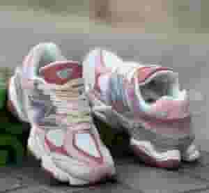 كوتشي حريمي ماركة New Balance ستايل مميز ومريح جداً