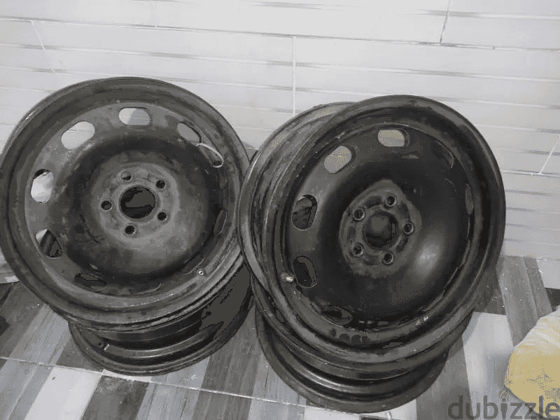 Selling because there is no need for Stoke steel rims size 15 with Skoda Octavia