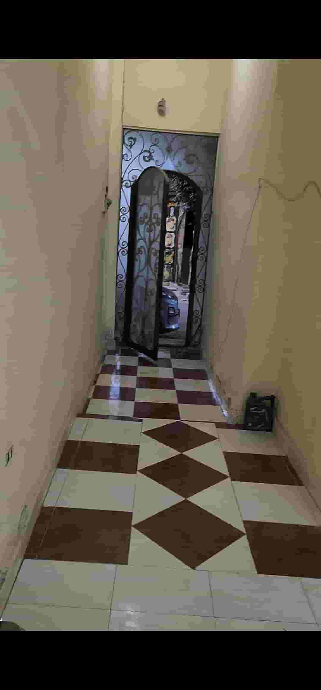 متوفر مكتب للايجار ٦٥ متر