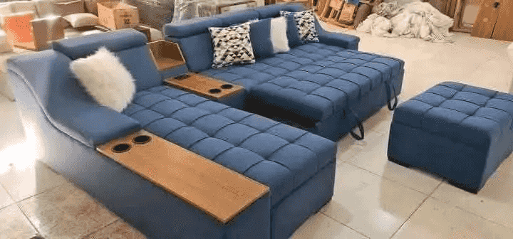 The flying corner is red beech wood