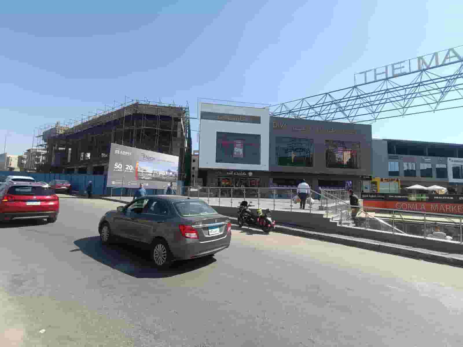 عيادة طبية للبيع-اعلي عائد استثماري-القاهرة الجديدة