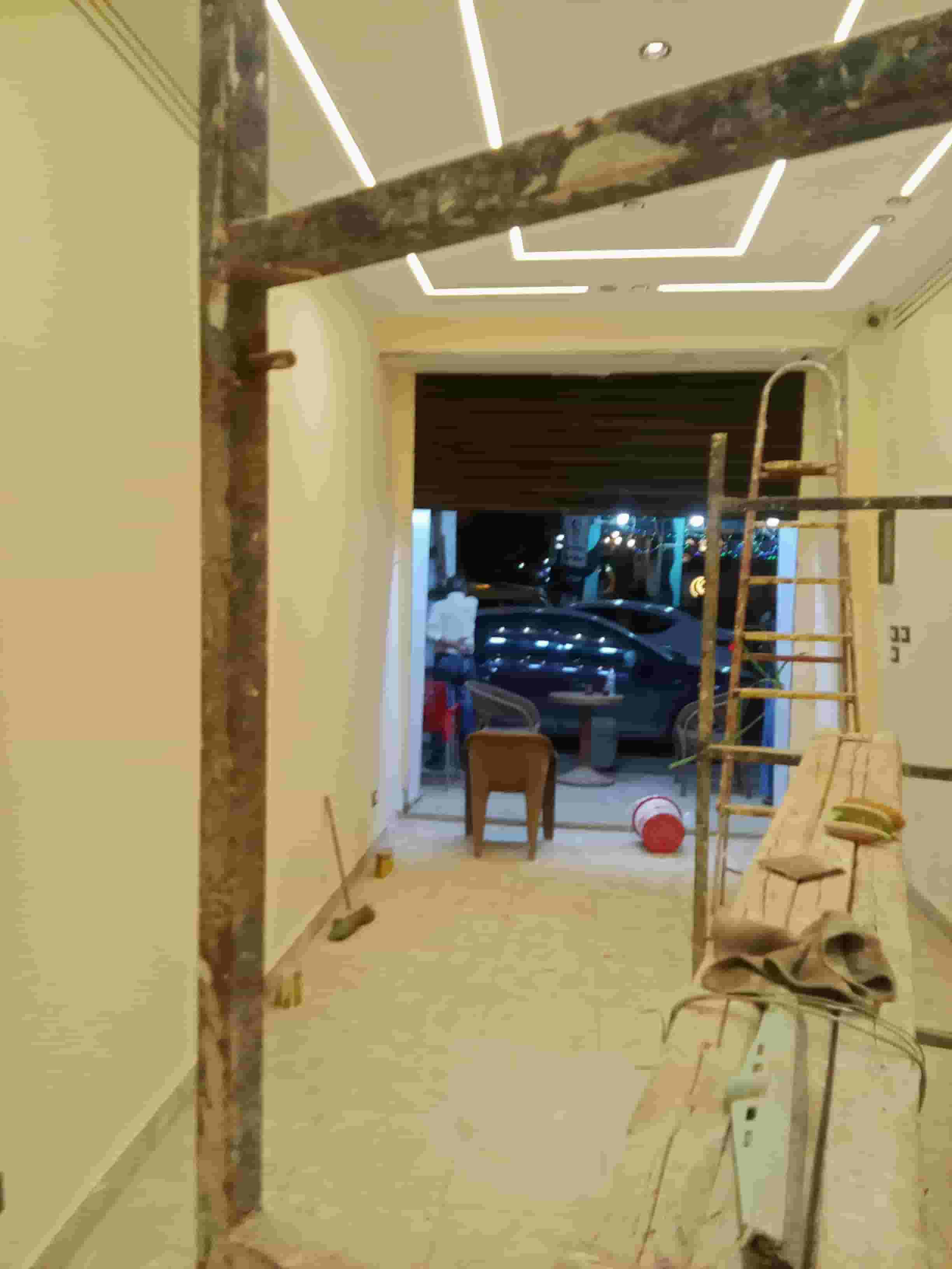 للبيع محل 30متر تشطيب سوبر لوكس 