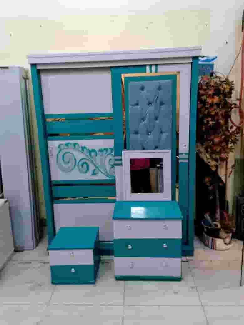 غرفة اطفال كامله استعمال خفيف بحالة الجديد 