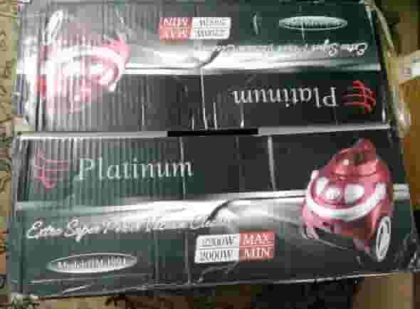 Malaysian vacuum cleaner 2200 watt without bag