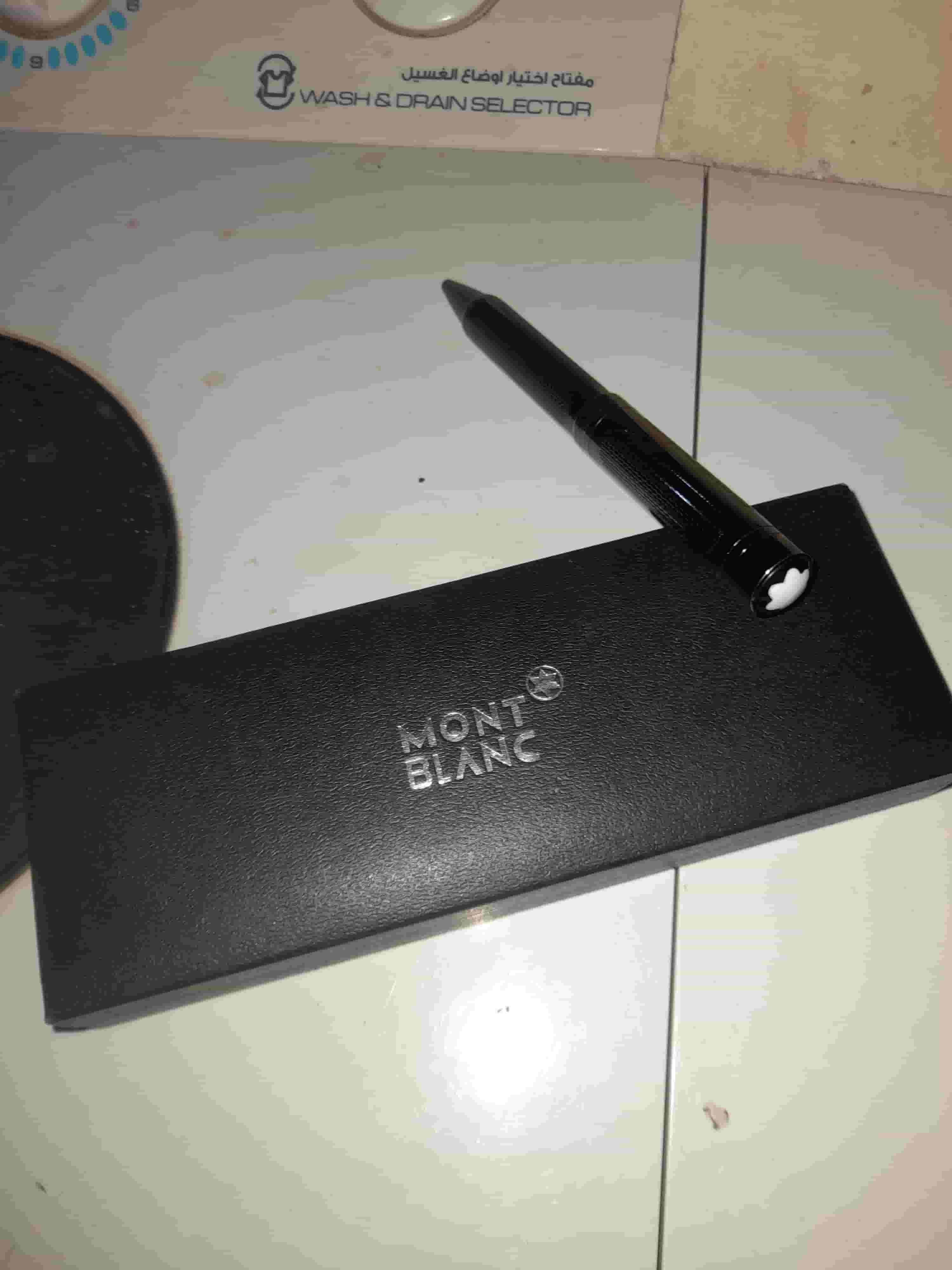 Mont Blanc French pen original in the box