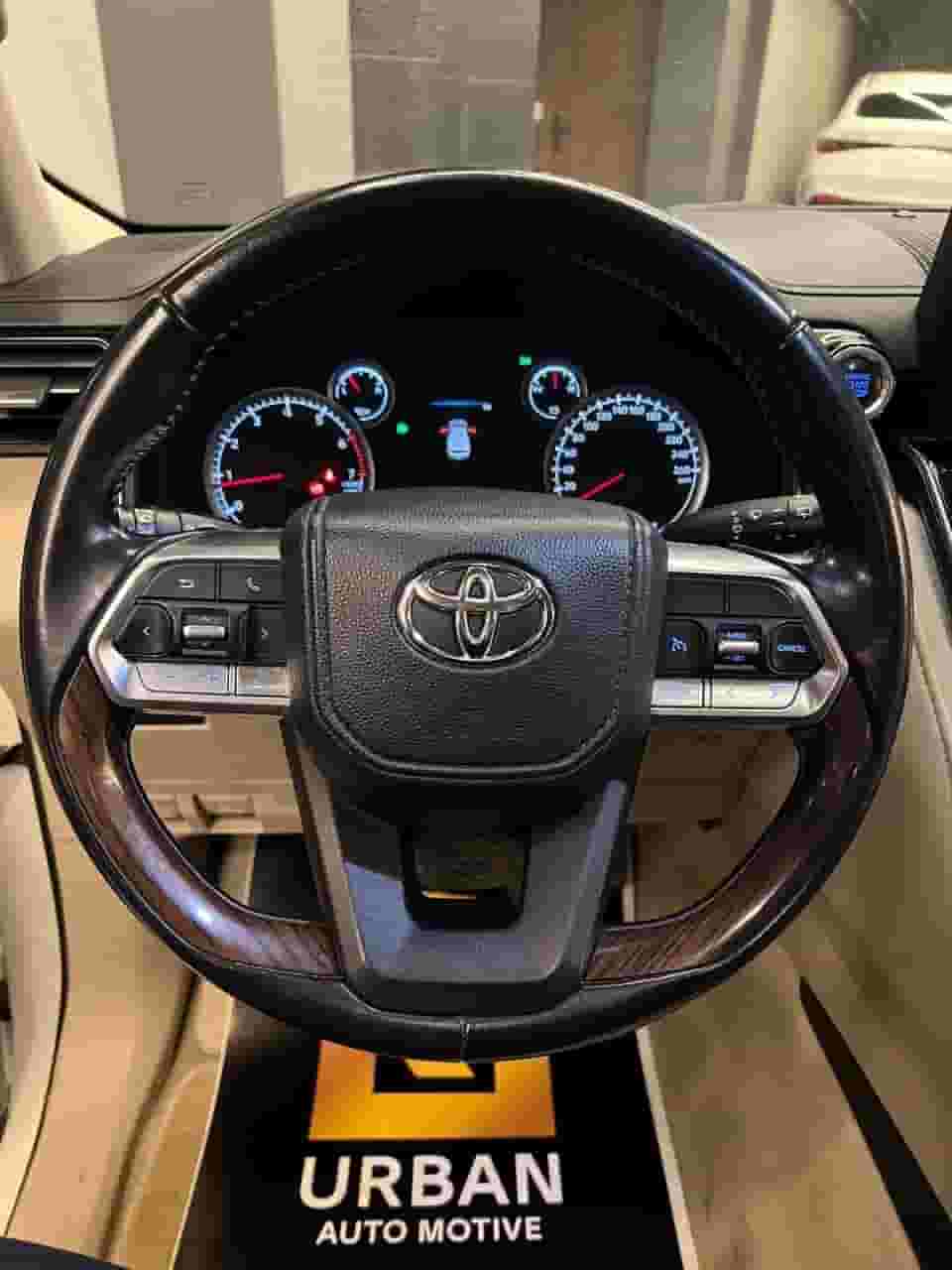 Toyota Land Cruiser 2021
