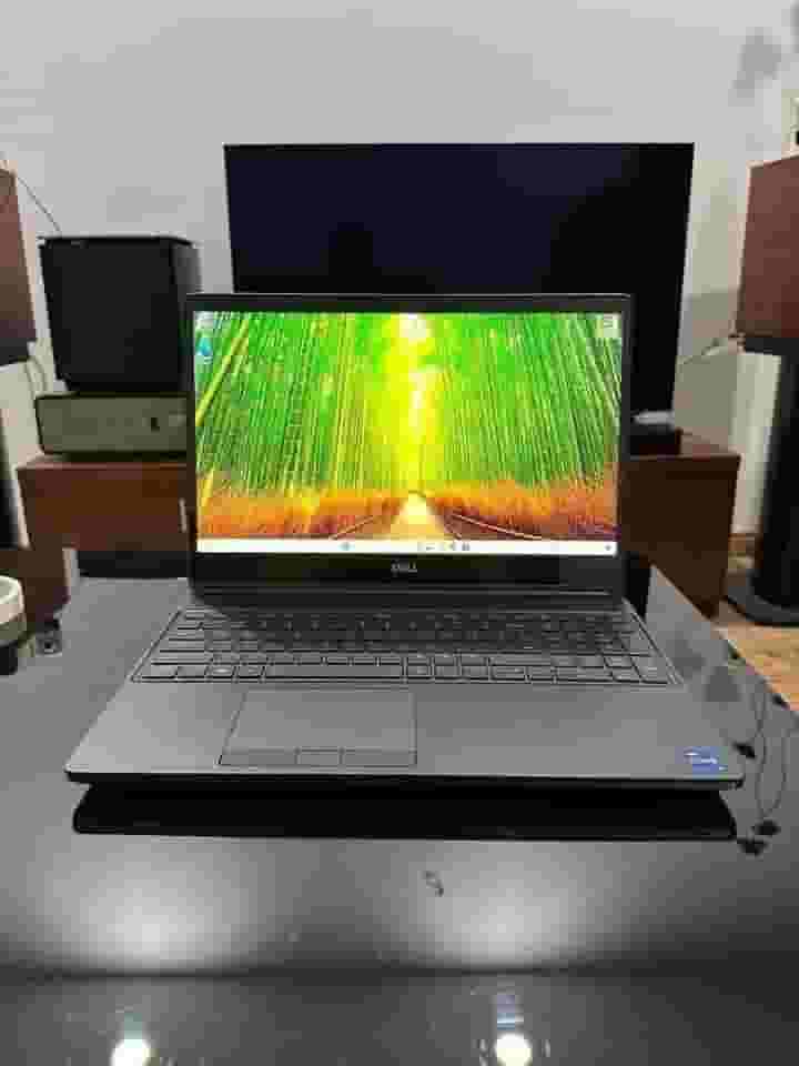 ديل بريسيجن 7560