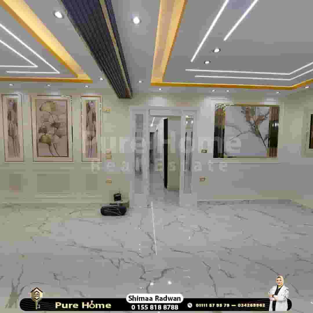 شقة للايجار - لوران - علي الترام مباشرة