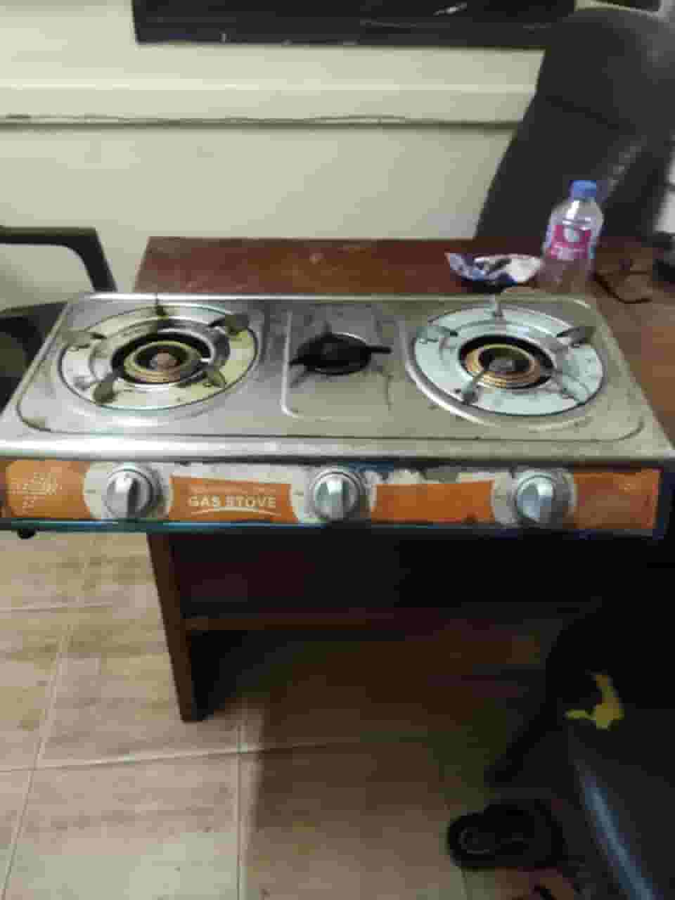 3-burner hob