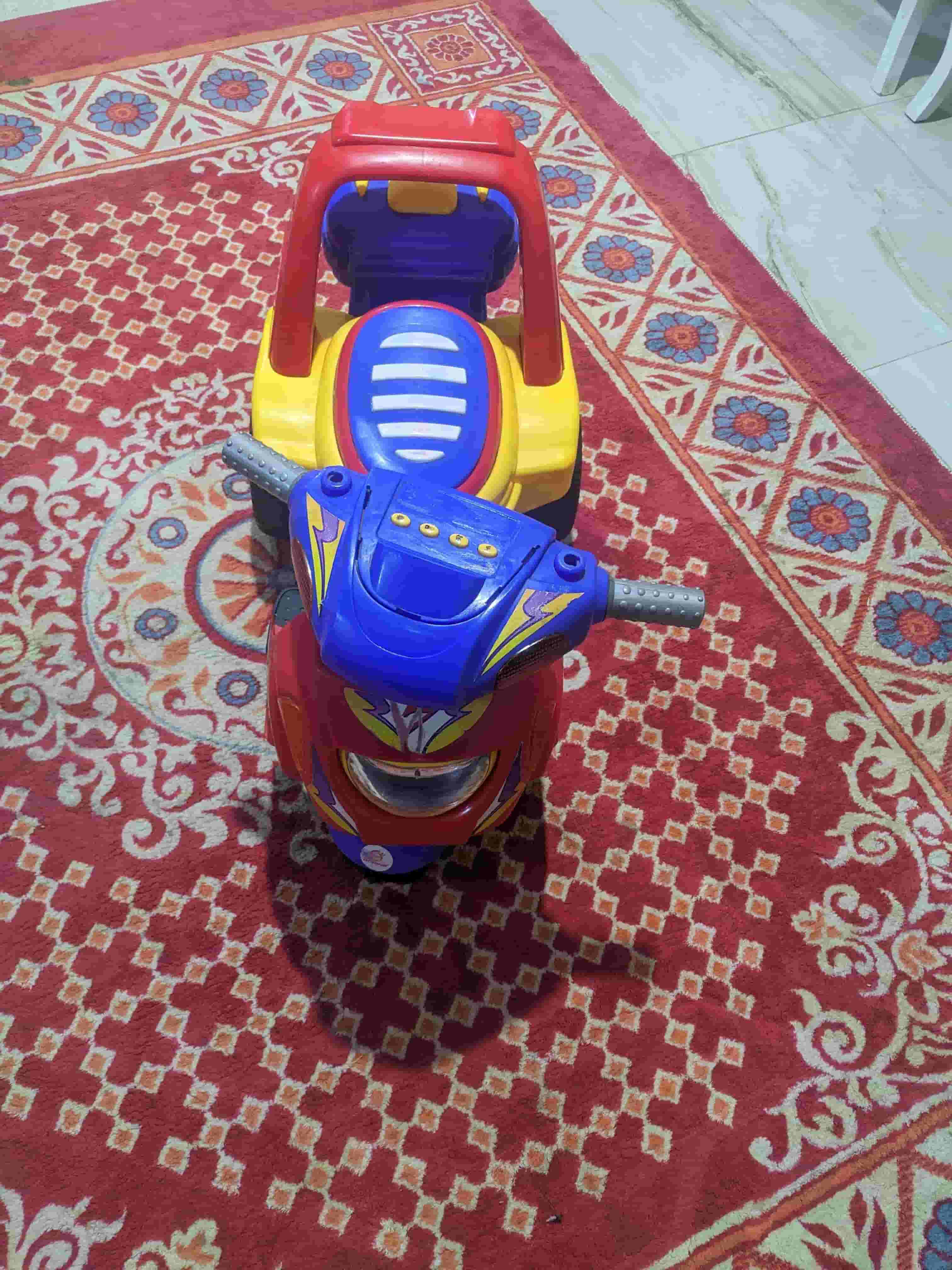 Electric motorcycle for children Electric motorcycle for children