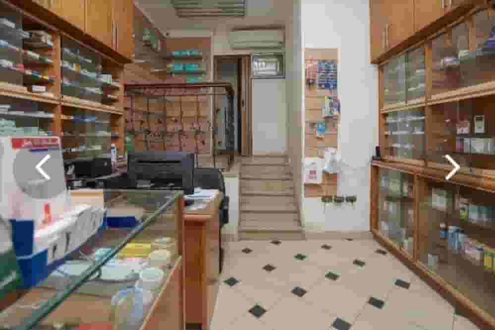 Pharmacy for sale - 30 m - Bolkley - near the tram - licensed - share in the land