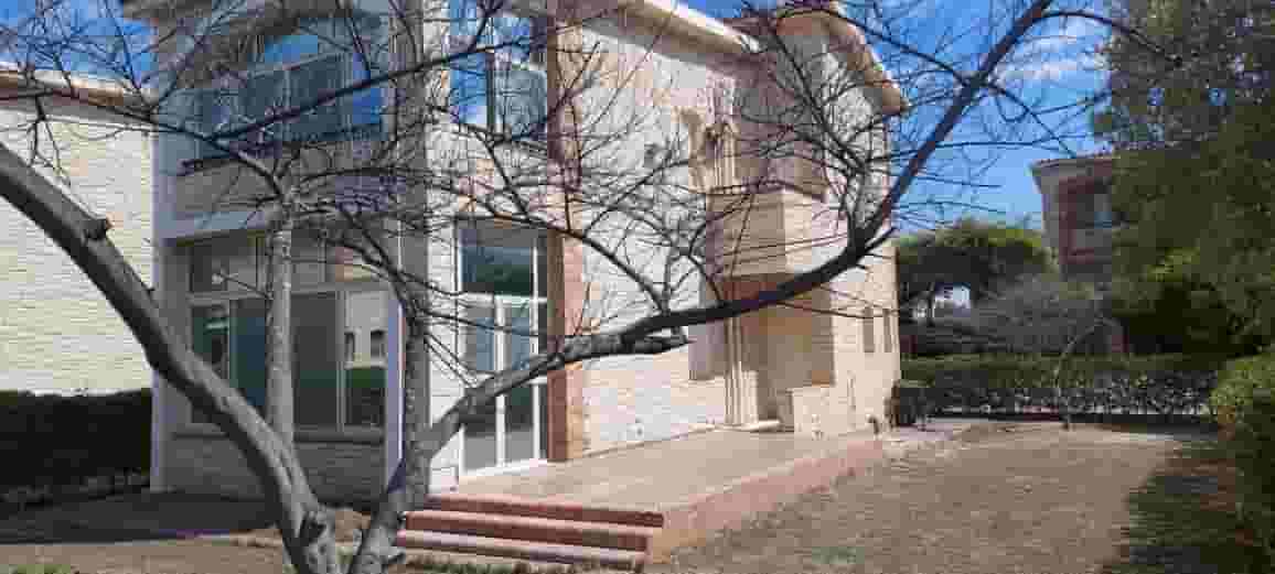 Great villa for sale in Diana Beach North Coast
