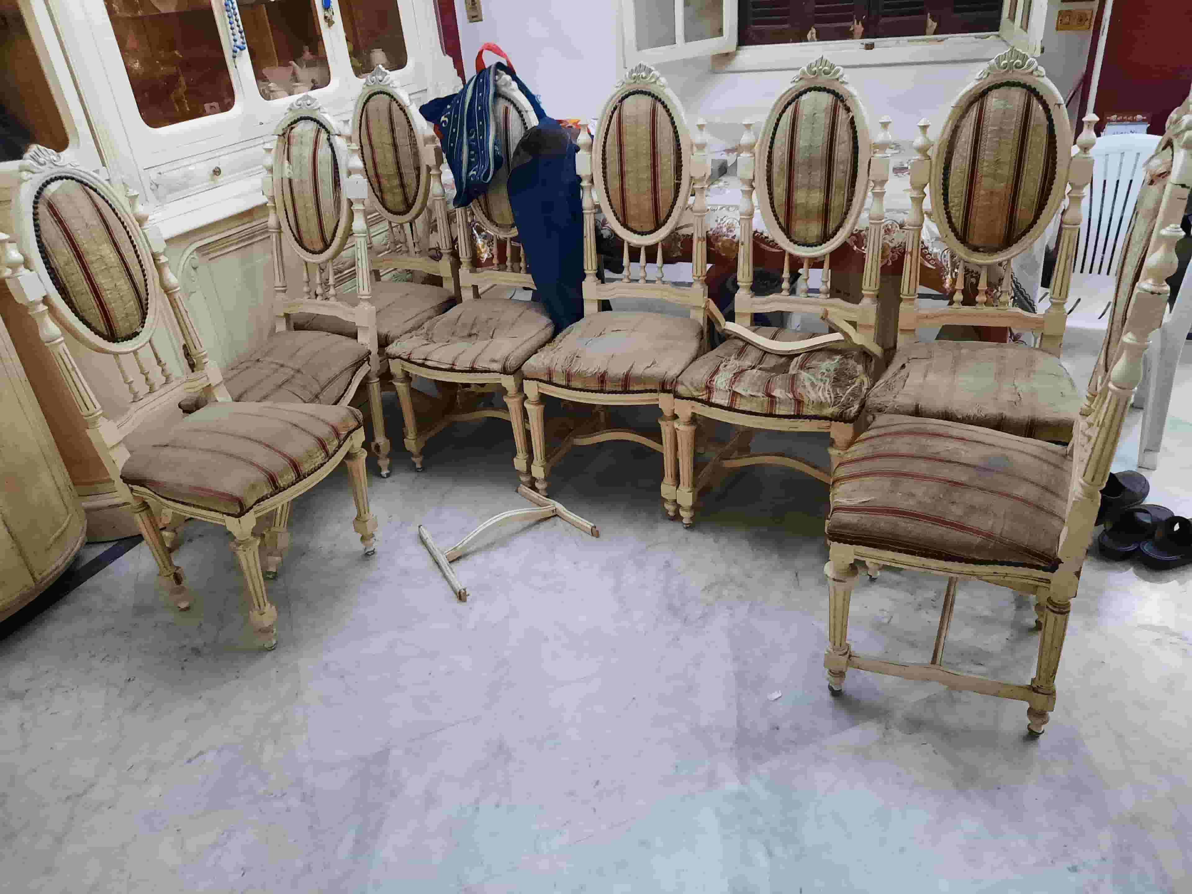 كراسي سفرة للبيع