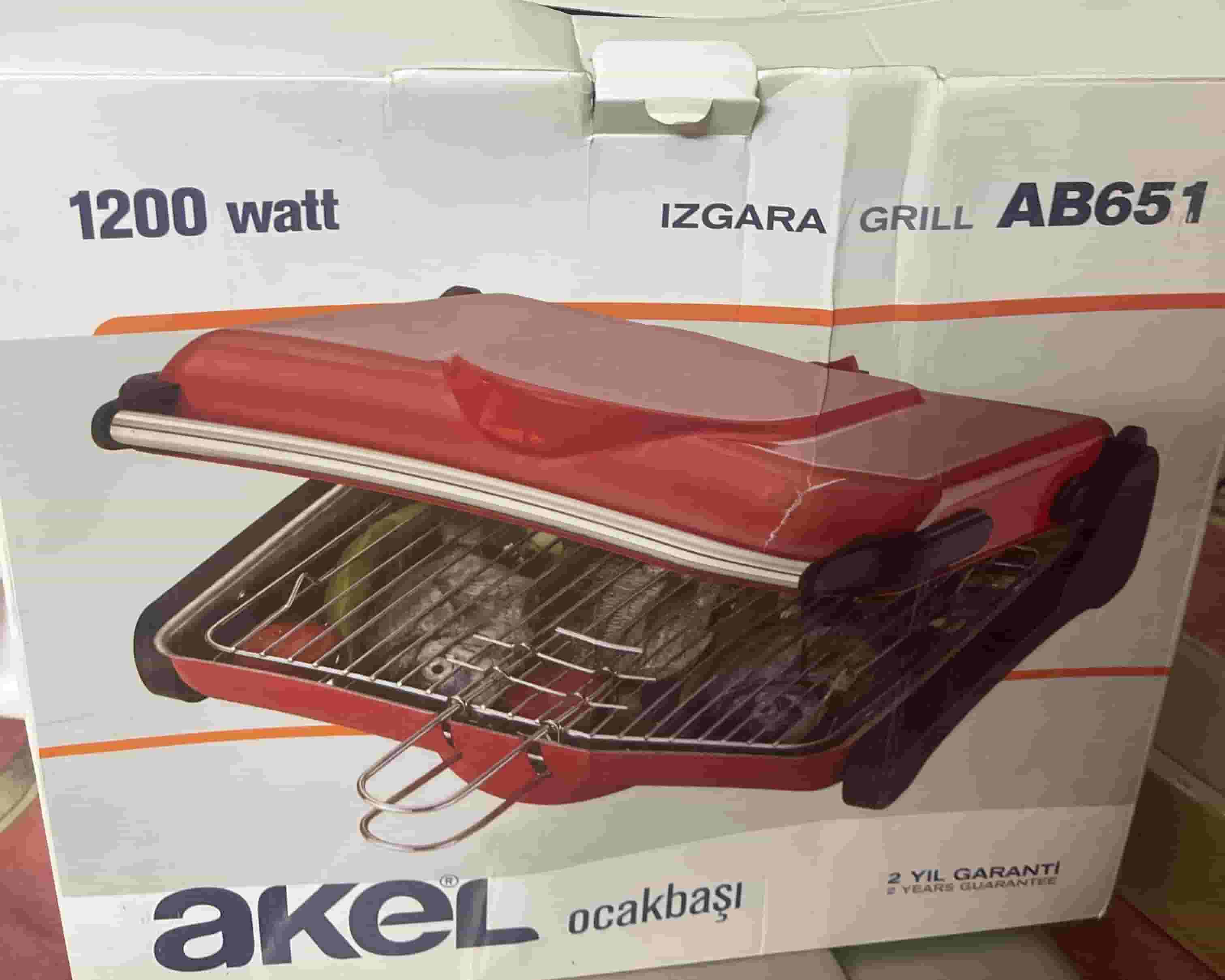 Akel Turkish electric grill 1200 watt - brand new in the box (never used)