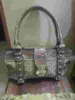 Guess hand bag for women