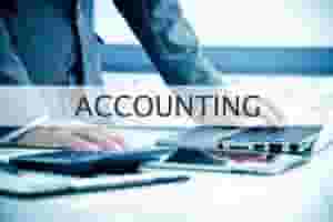 A financial manager with 20 years of experience is looking for a better job