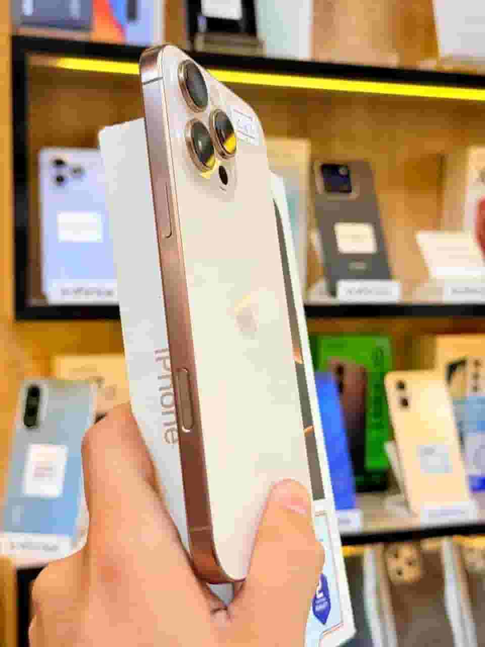 iPhone 16 pro max