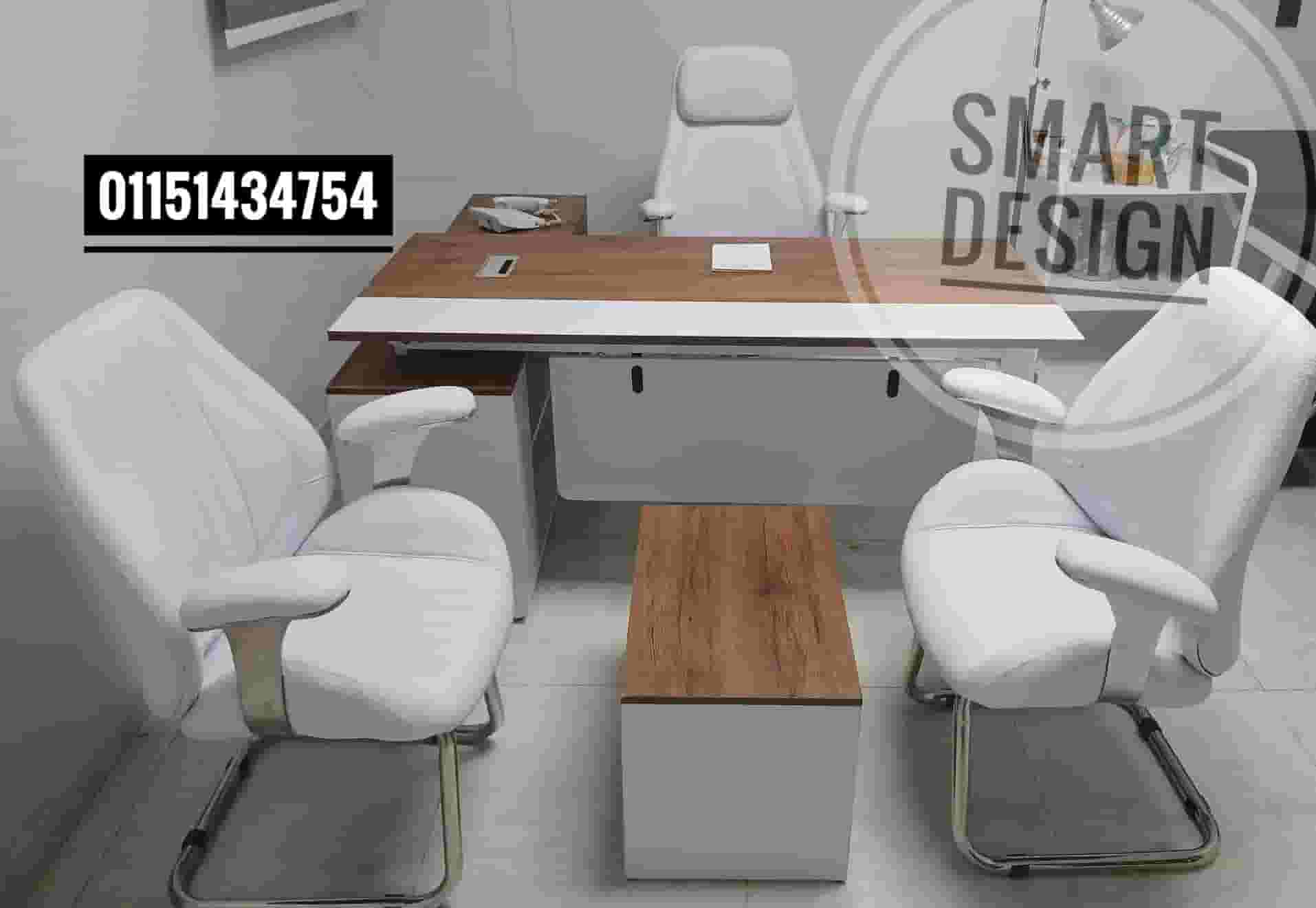 Modern manager's desk on the side/high quality Spanish MDF wood. All shapes and sizes are available and all office furniture