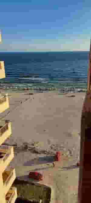 With 100,000 feet, you will receive your summer unit in Sidi Krier, next to Nimra Bahr, excellent vision with full facilities with an area of 80