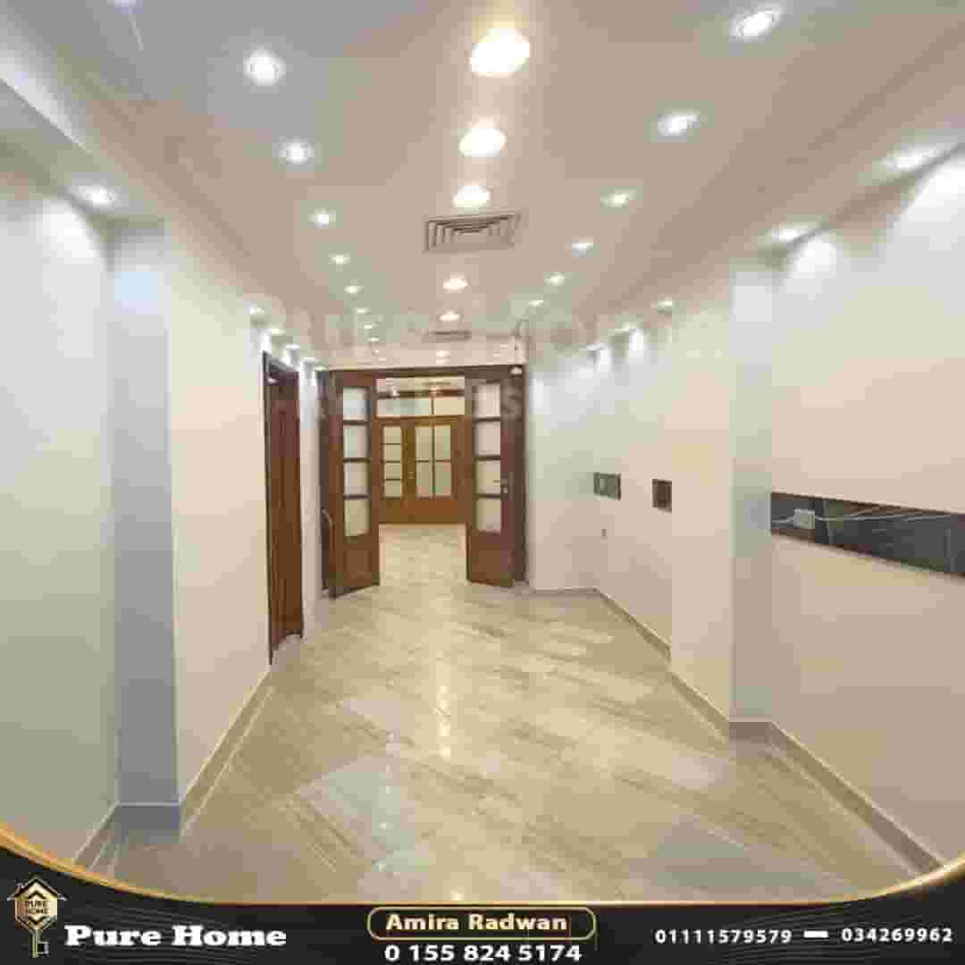 Administrative office for sale - Sporting