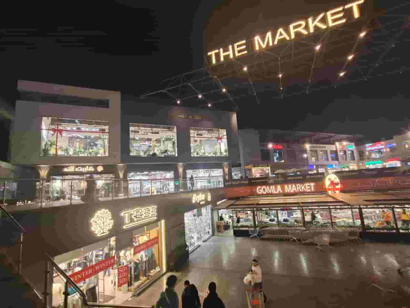 Shop for sale 35 meters in the most powerful shopping malls in The Market Mall
