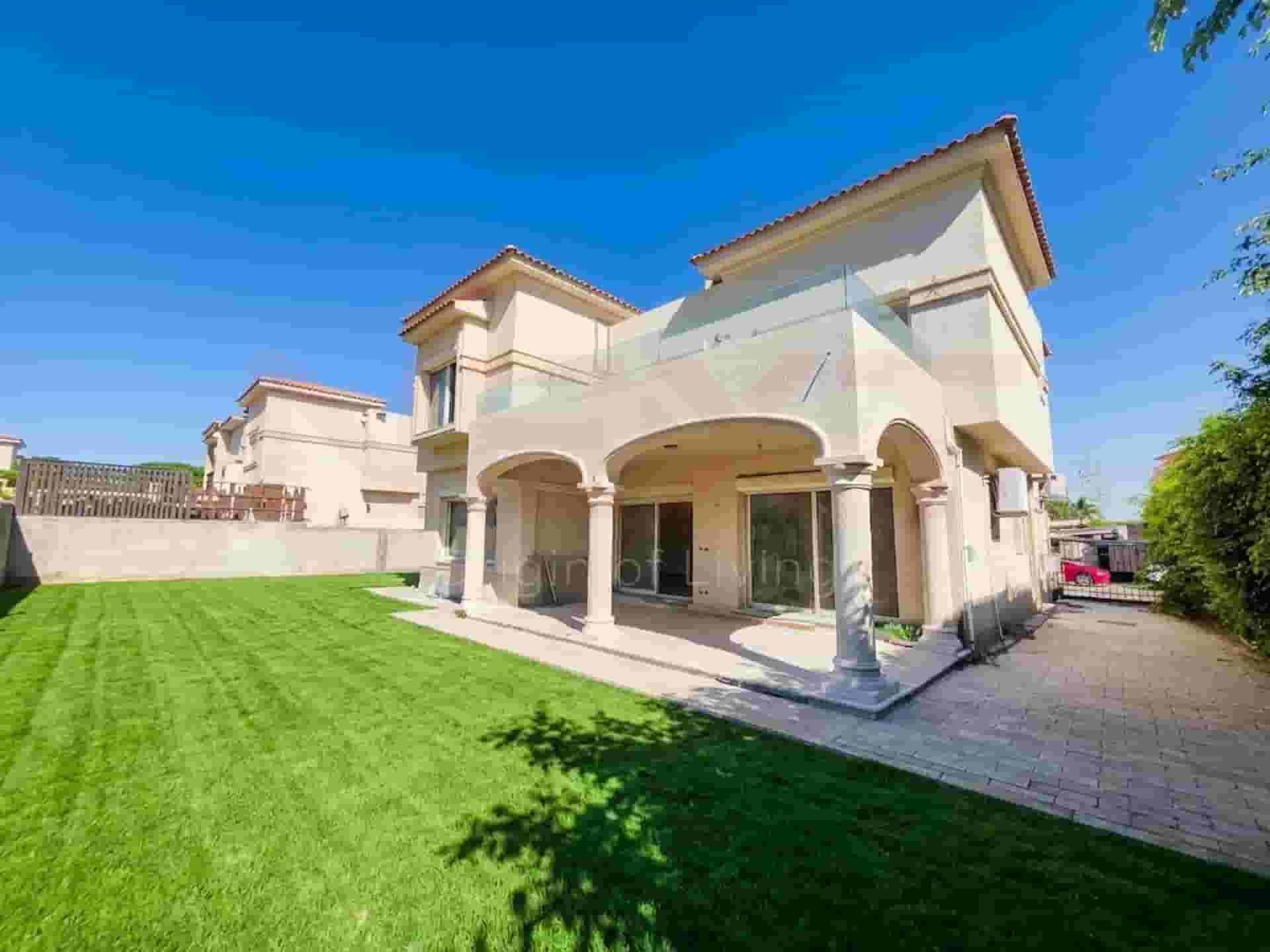 Standalone villa for sale 900m - Alexandria (Alex West - Antoniades)