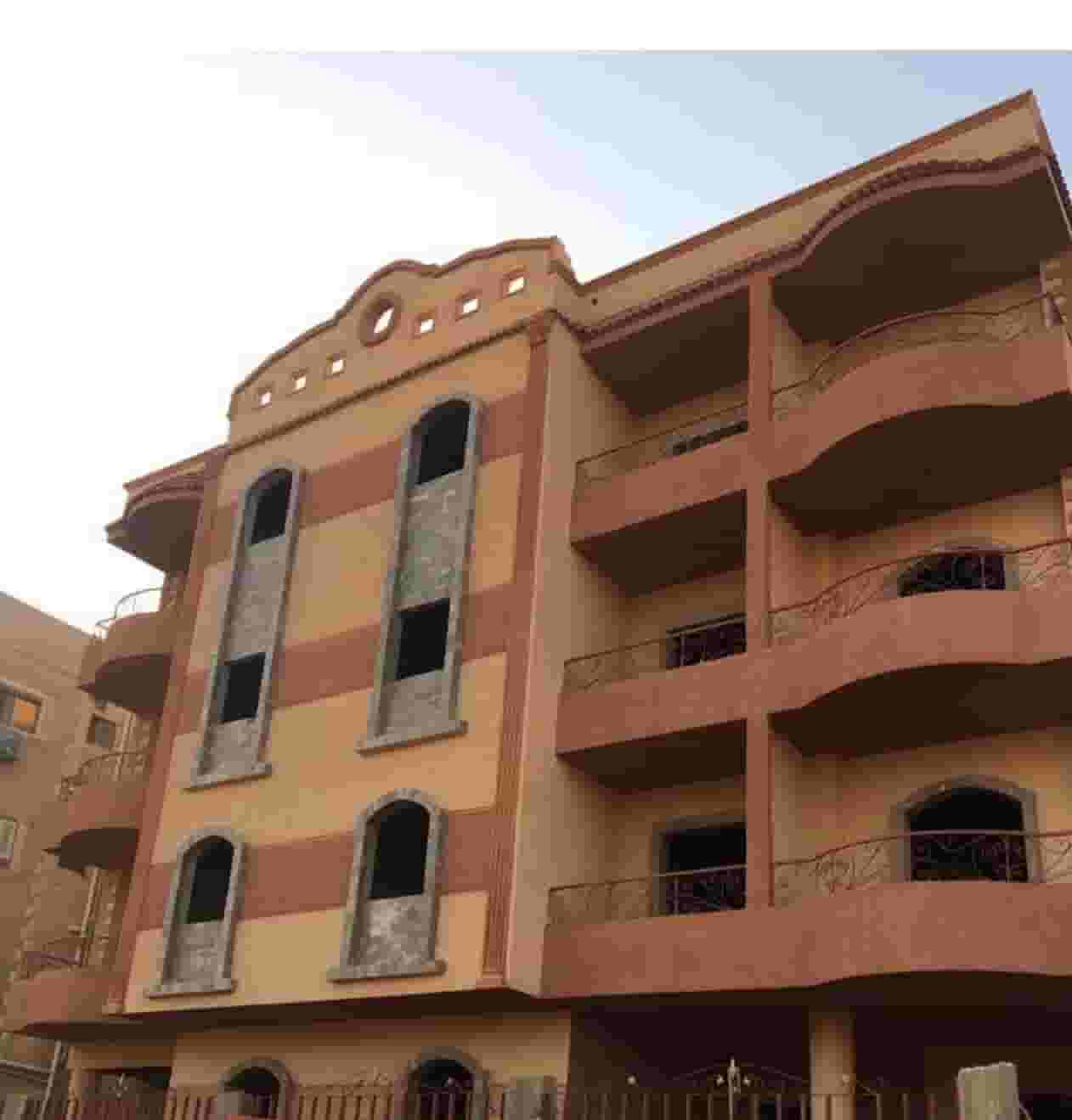 شقة ٢١٦ متر للبيع بمدينة الشروق