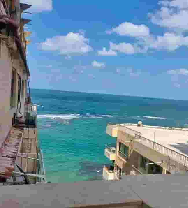 Pay a down payment of 300,000 and the rest in installments for another 30 months. Nimra from the sea