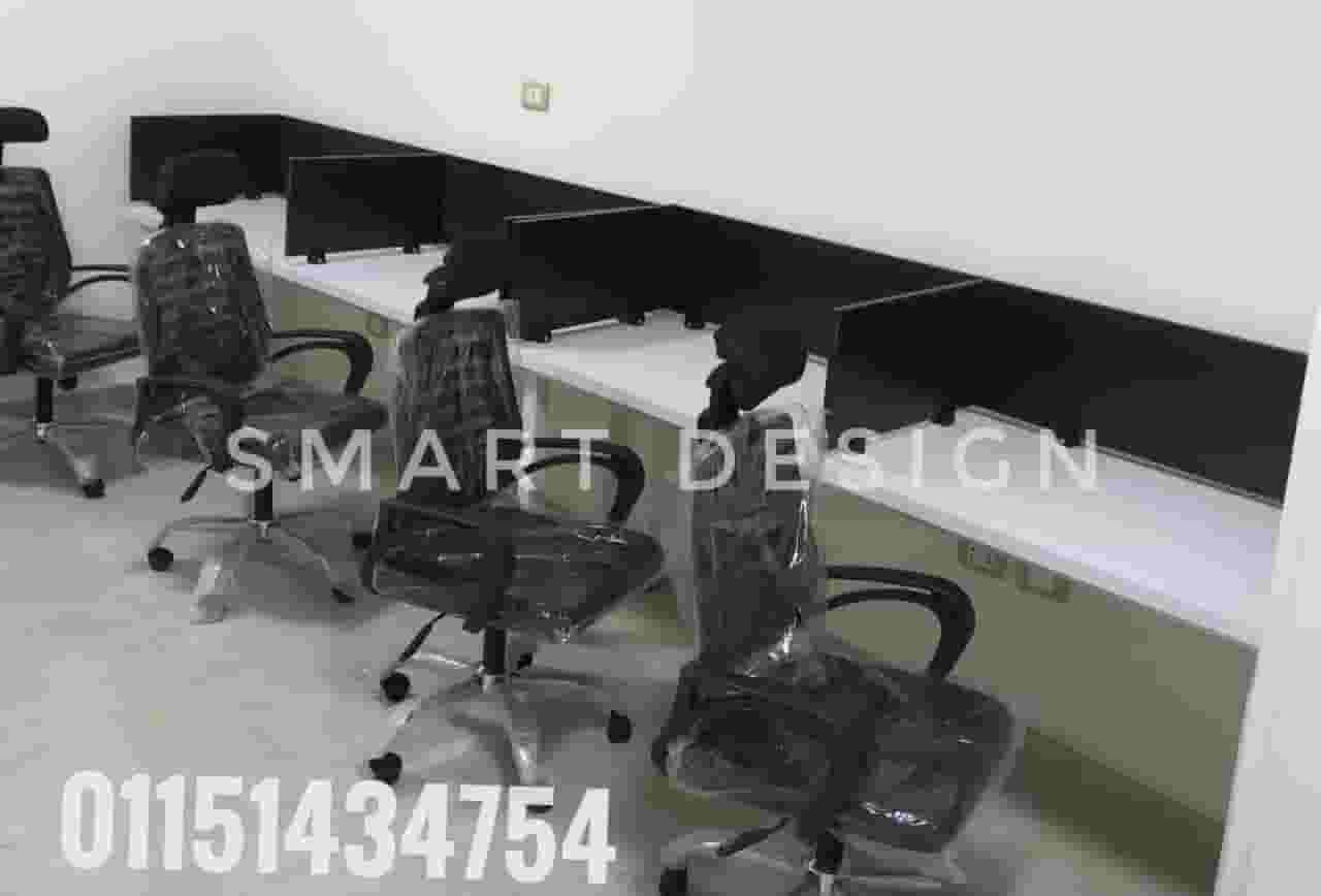 Workstation /work cell/staff desk/imported Spanish MDF wood partition available in all shapes and sizes