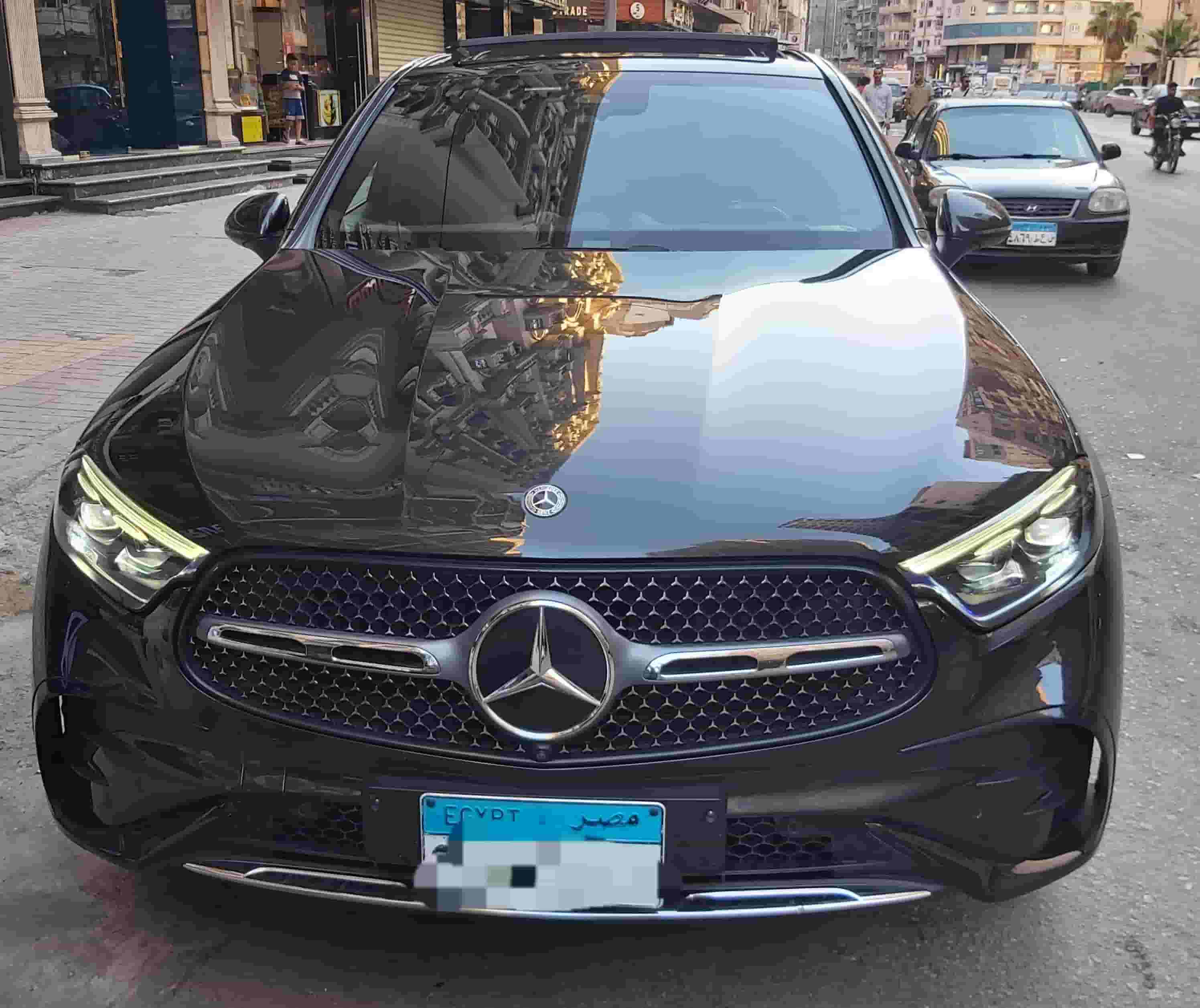 مرسيدس GLC200 AMG 24