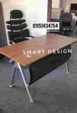Employee desk/reception desk. Imported Spanish MDF wood is available in all shapes and sizes