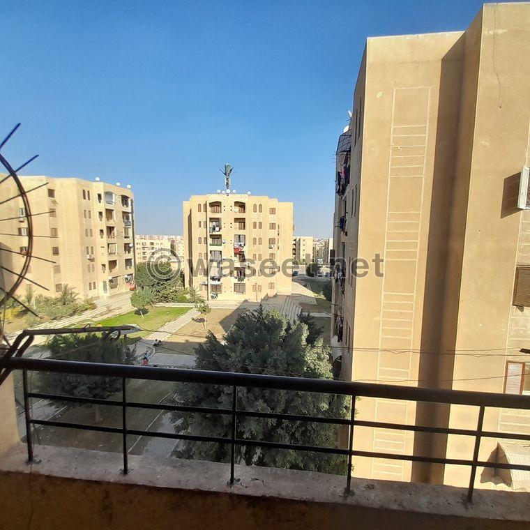 شقة للايجار بمدينة العبور الشباب  11