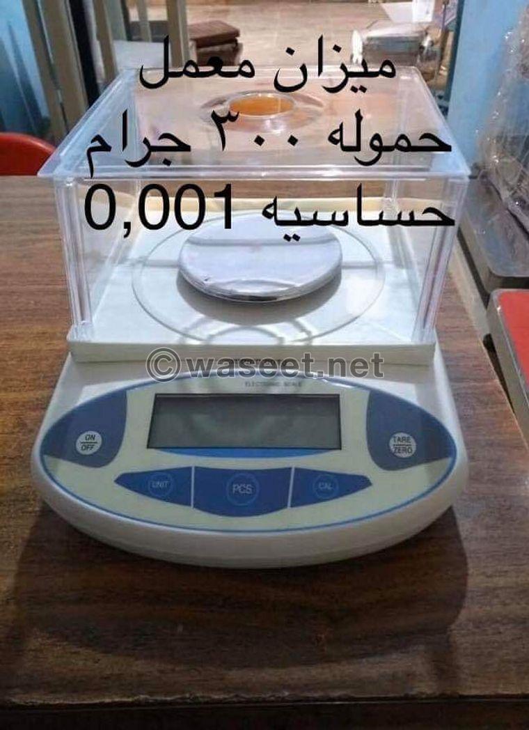 ميزان معامل 300 جرام 0