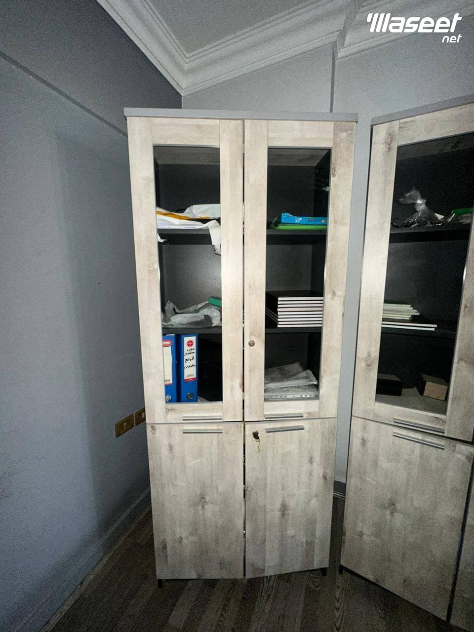 مكتبه ضلفتين خشب بالكامل 0