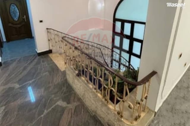فيلا للبيع 330م مصر الجديدة الشيراتون
