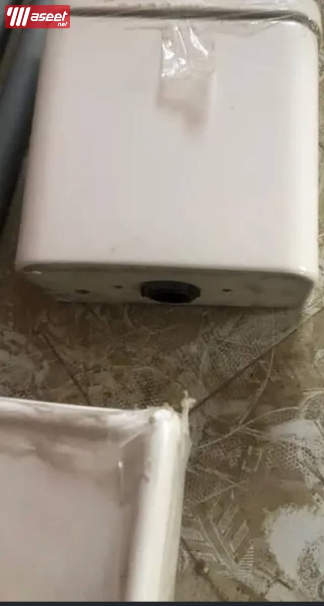 مرحاض ملاصق بي بلايا