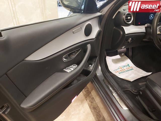 مرسيدس E200 كلاسيك 2022