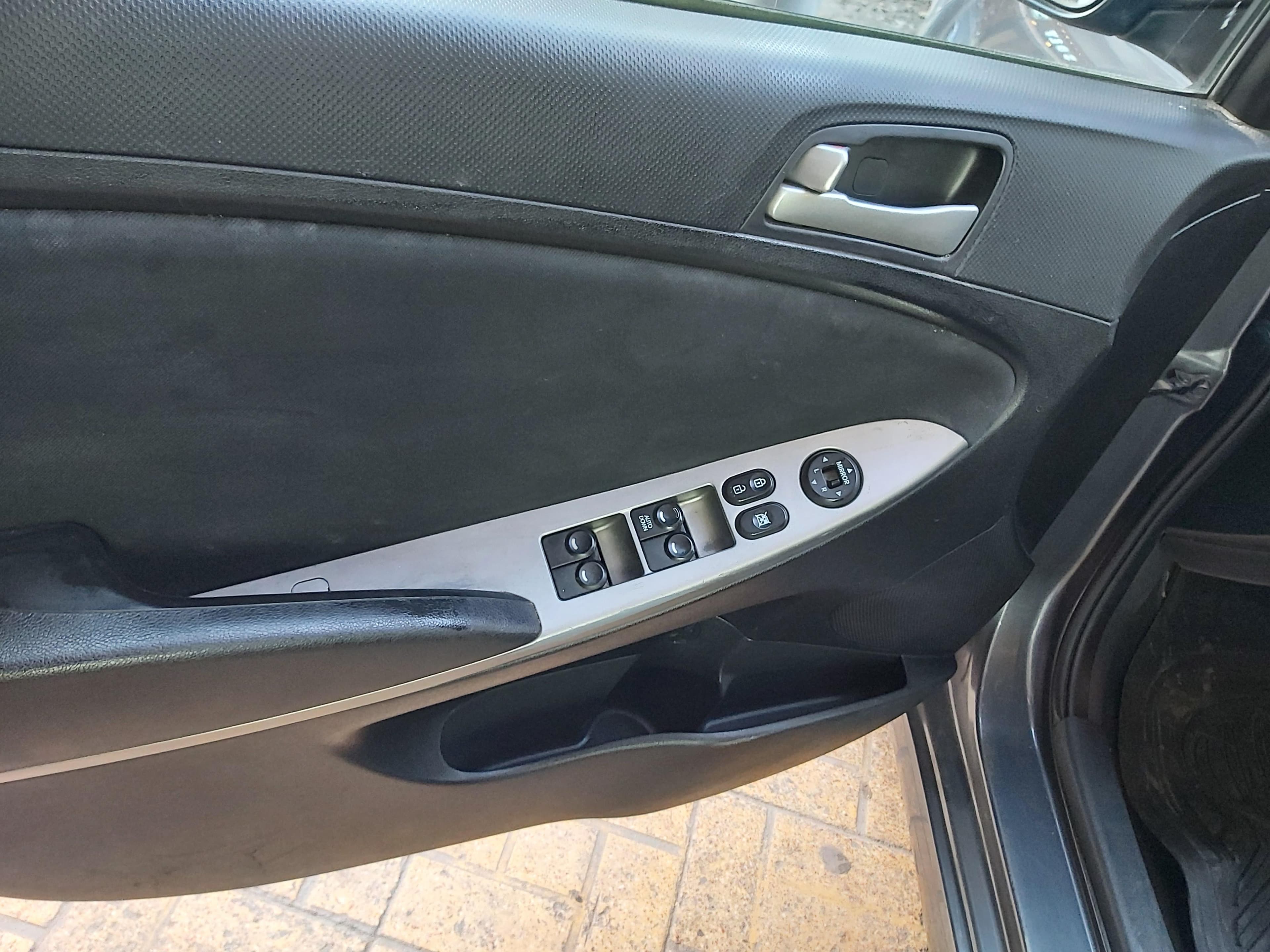 Hyundai Accent RB 2024 9