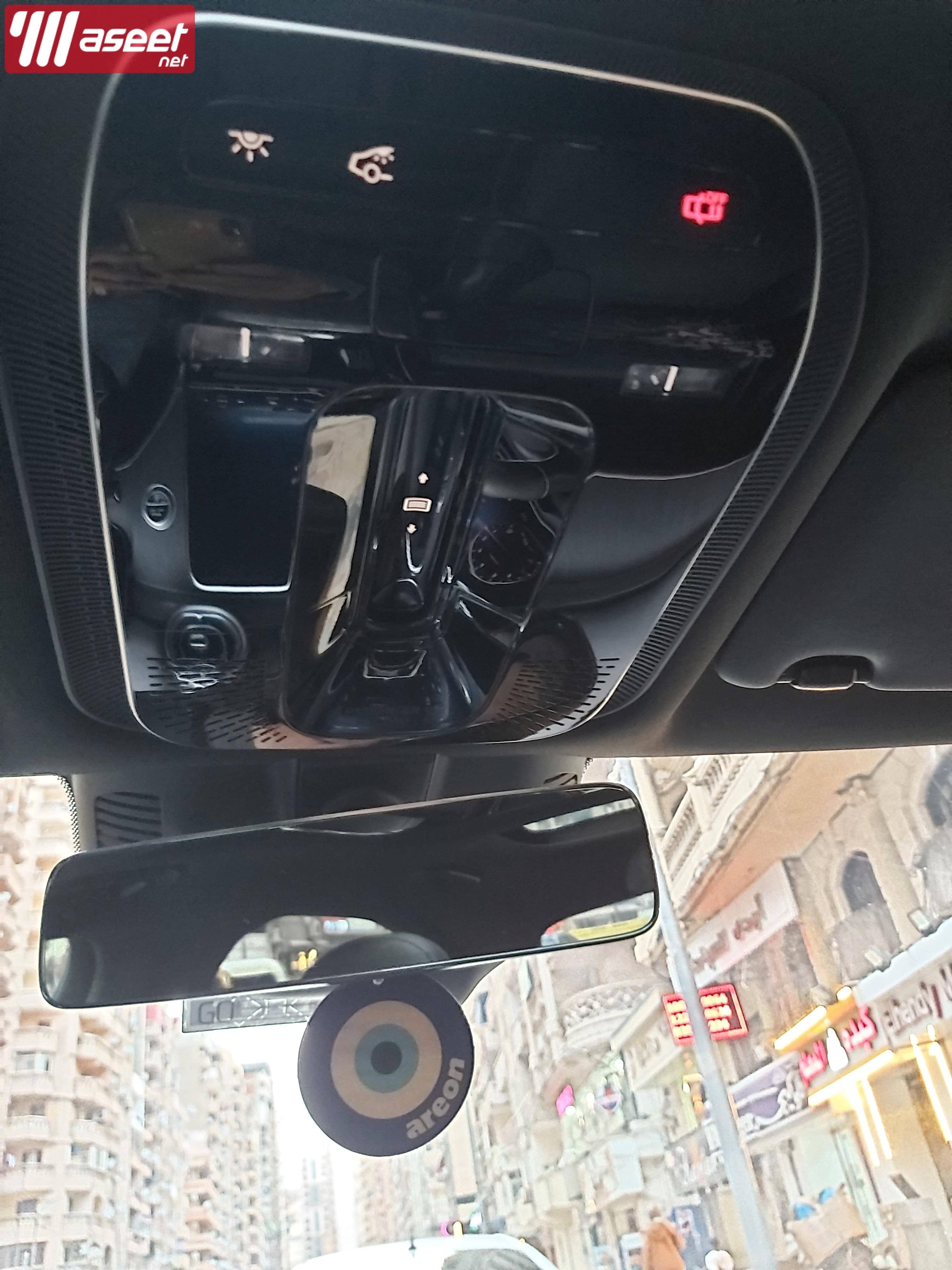 مرسيدس C180 افنجارد بلس 2022 9