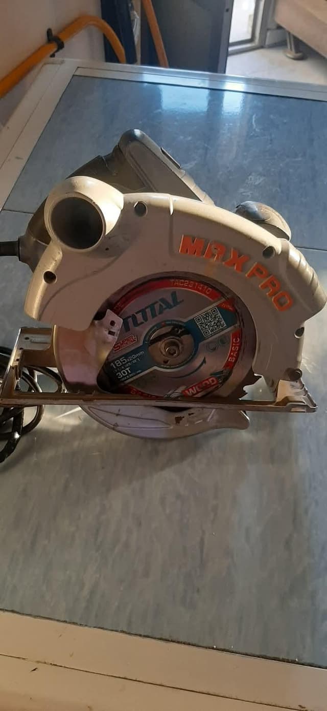 منشار كهربائى للبيع