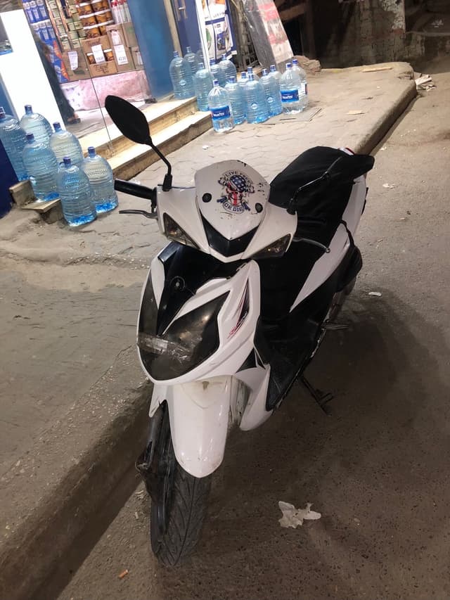 اسكوتر للبيع sr sym موديل 2018