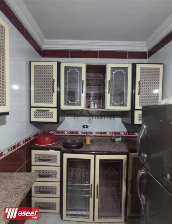 Kitchen for sale with marble and sink in excellent condition 4