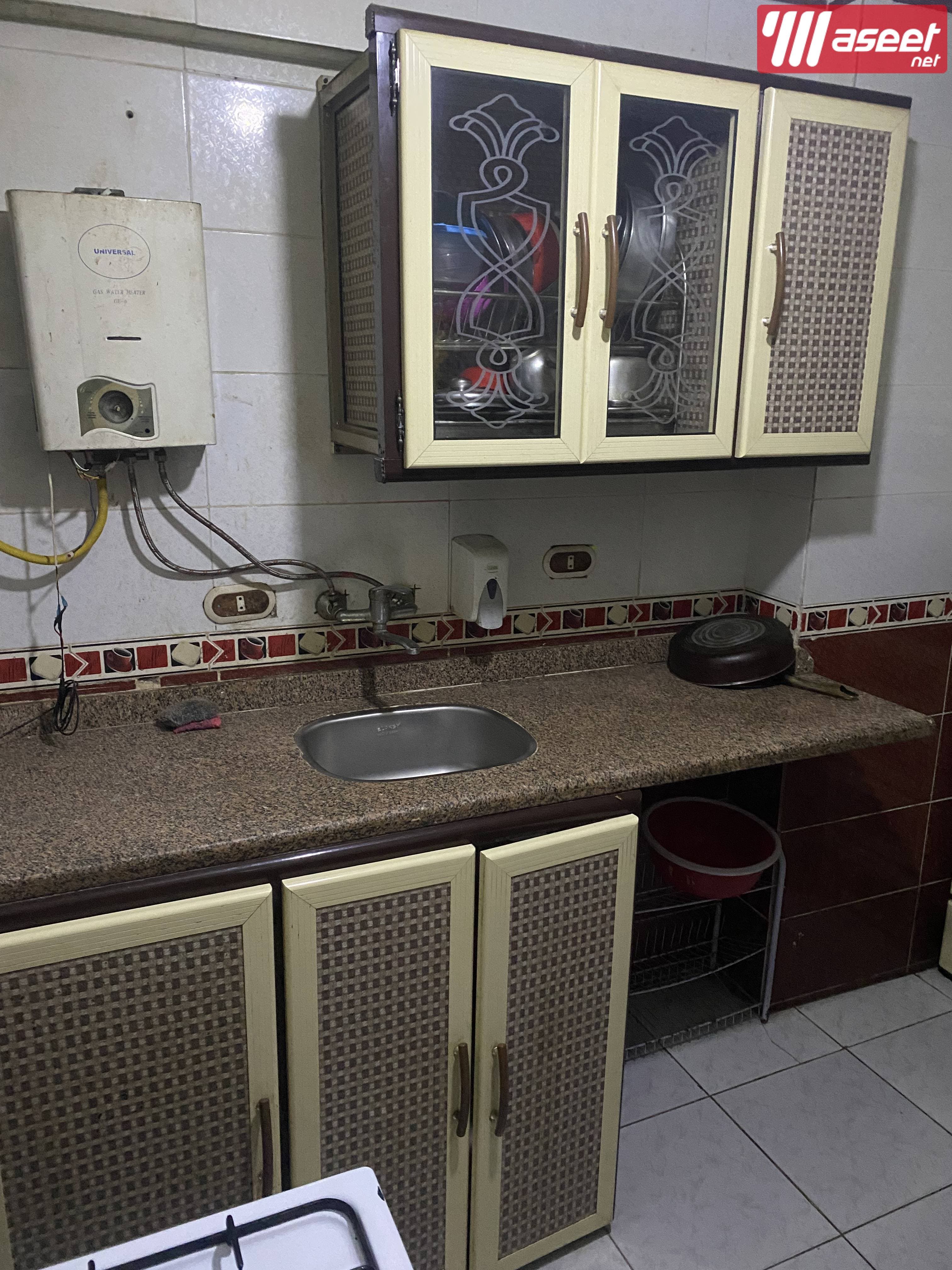 Kitchen for sale with marble and sink in excellent condition 2