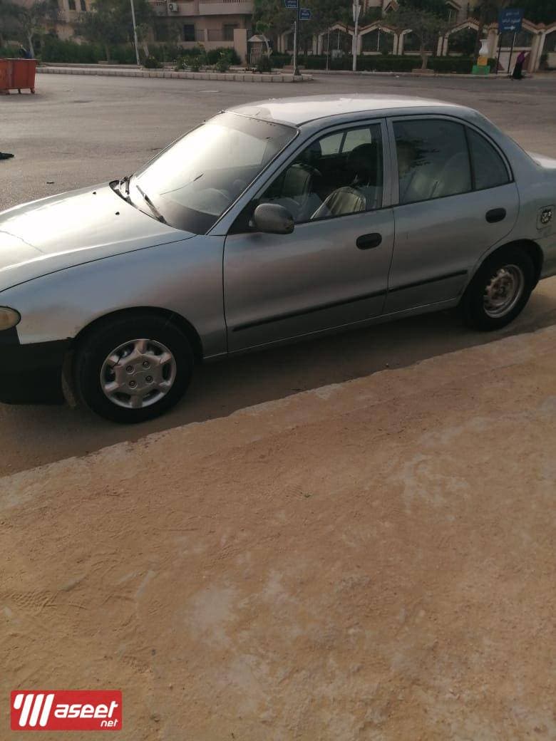 Hyundai Accent 2001 5