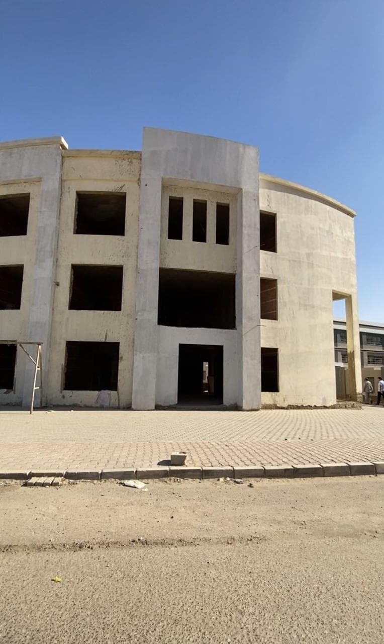 Medical center building for sale 0