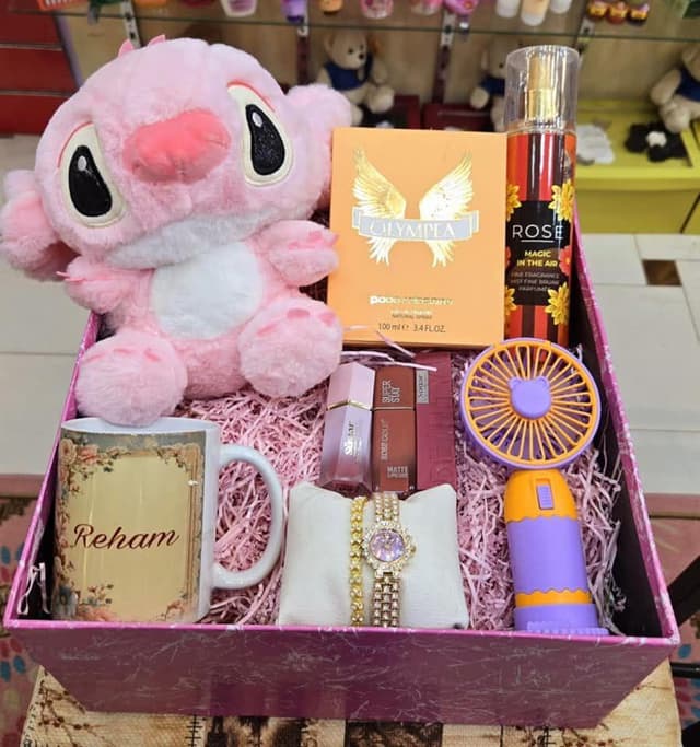Girls box 9 products 