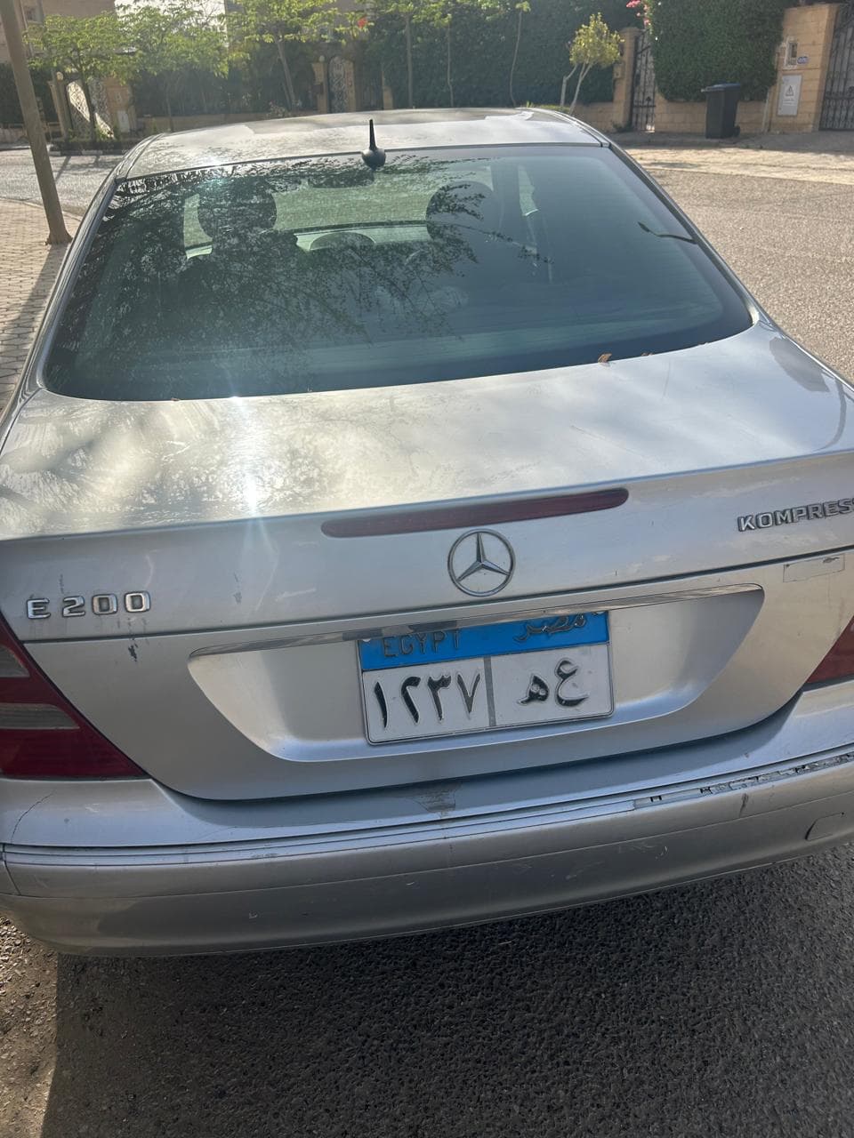 Mercedes E200 - 2005 model for sale 3