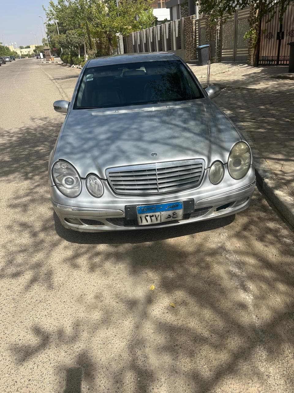 Mercedes E200 - 2005 model for sale 10