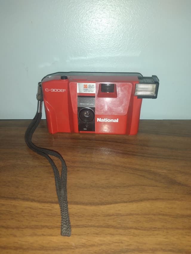 Original Japanese National camera in excellent condition